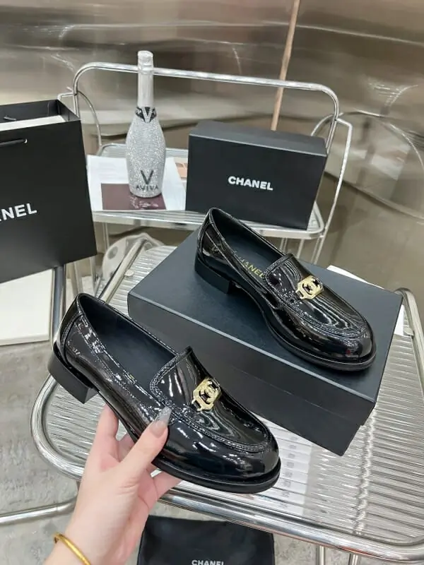 chanel cuir chaussures pour femme s_1245b4b2